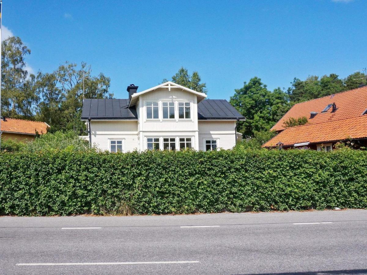 8 Person Holiday Home In Grisslehamn Exterior photo
